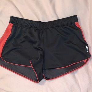Reebok women’s running shorts XL